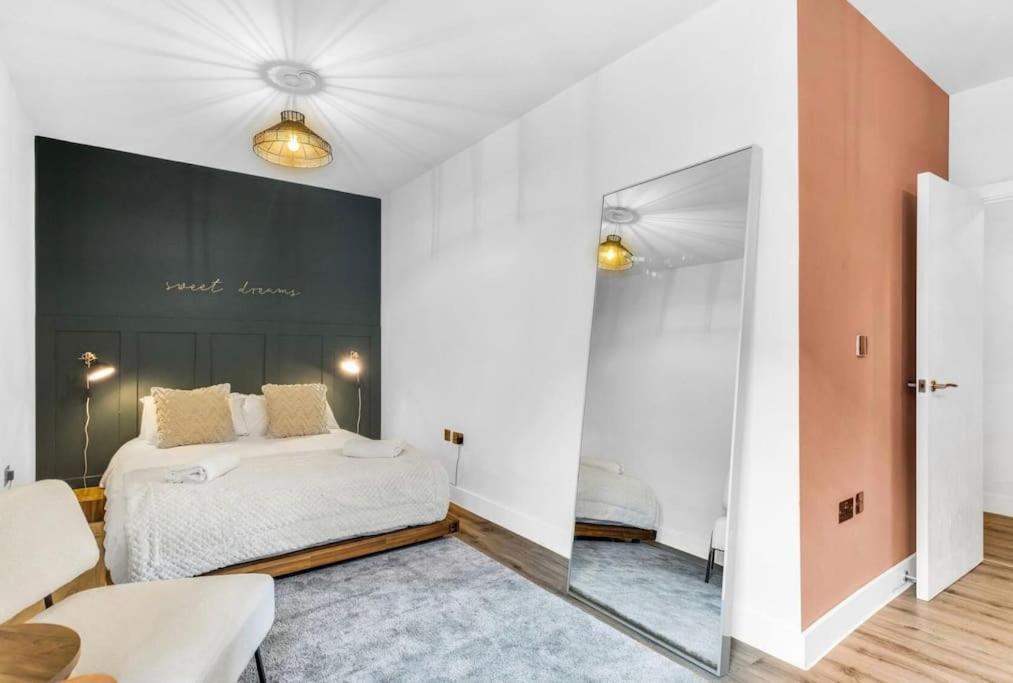 Giant Savings On Long Stays B1 Living, Enquire Now Birmingham Kültér fotó
